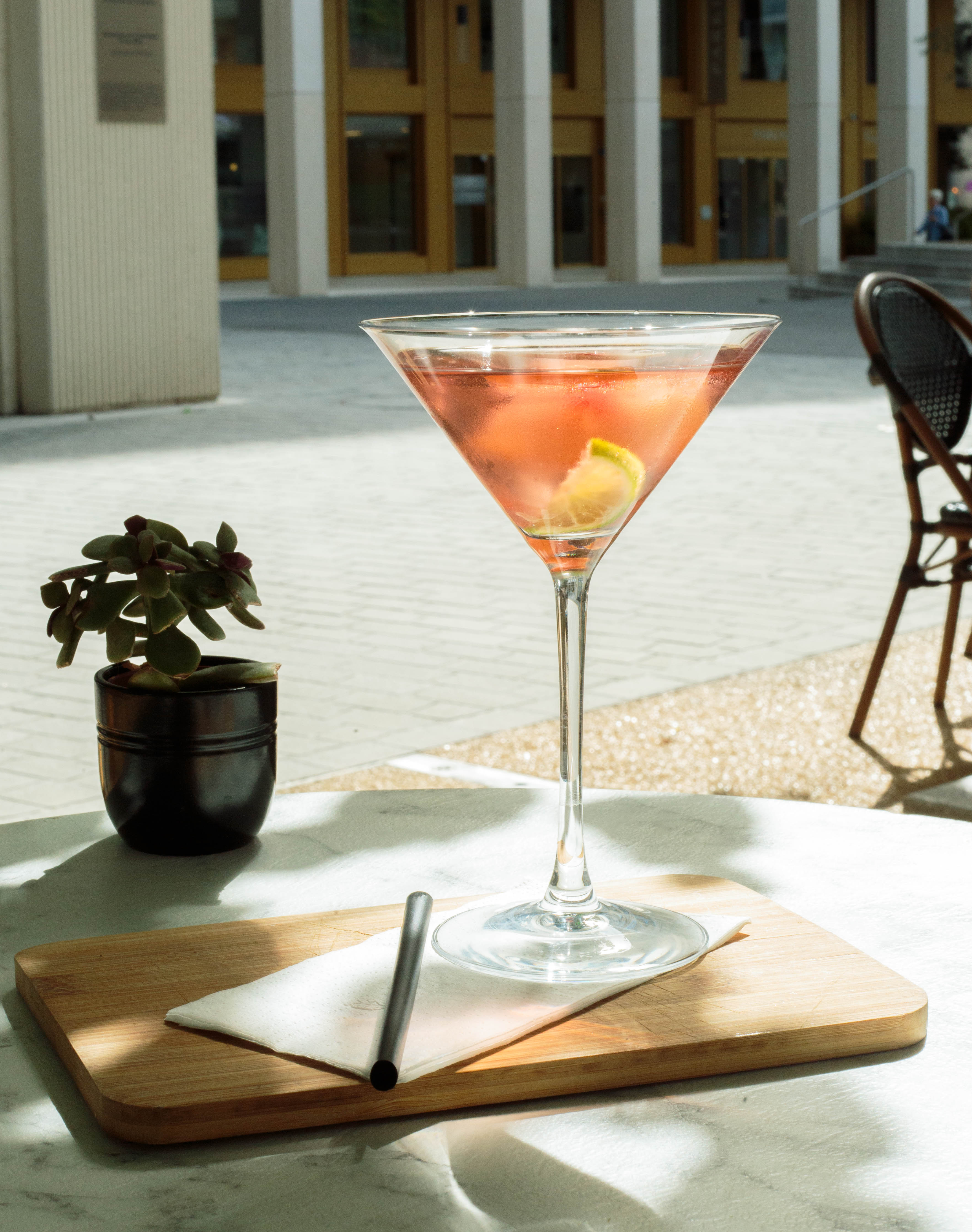 Cocktails et boissons - Cocktail élégant en verre martini